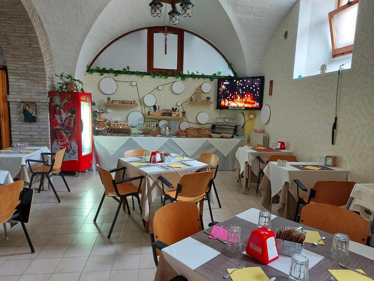 Hotel Domus Pacis Loreto- Casa Per Ferie Loreto