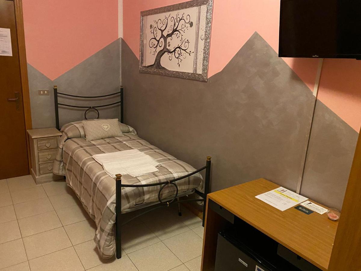 Domus Pacis Santa Chiara Casa Per Ferie 3*