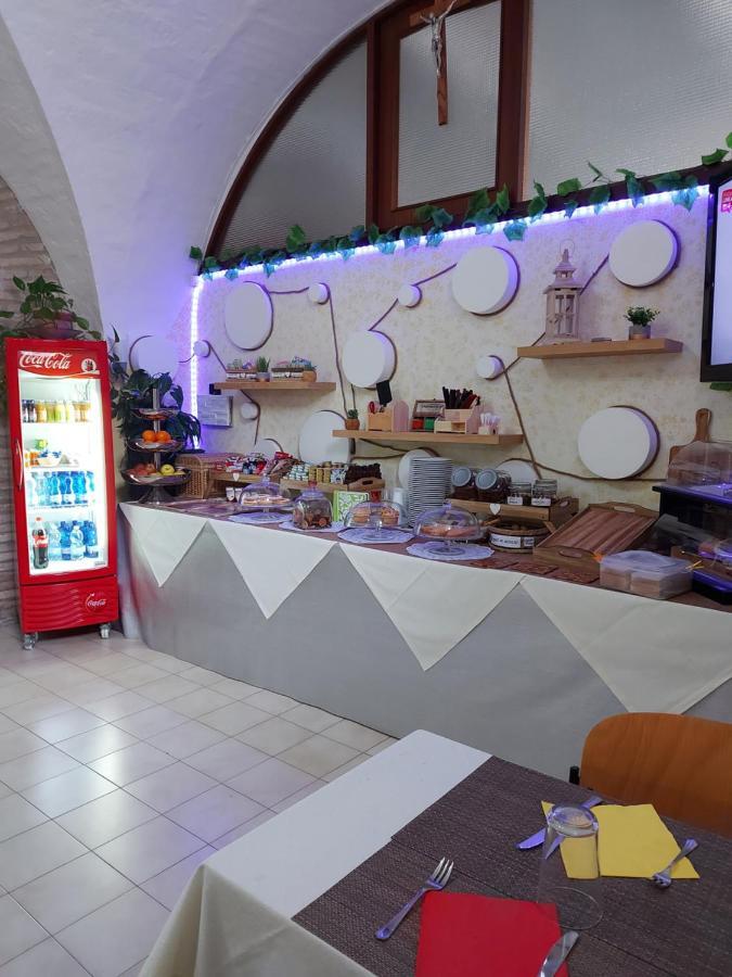 Domus Pacis Santa Chiara Casa Per Ferie Hotel 3*