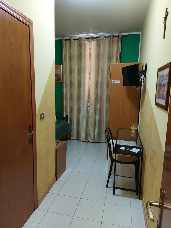 Domus Pacis Santa Chiara Casa Per Ferie Hotel Loreto